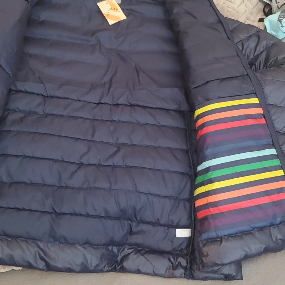 Primary jacket size small adult 🧥🧤🧣☔️❄️🌈 - Picture 11 of 16